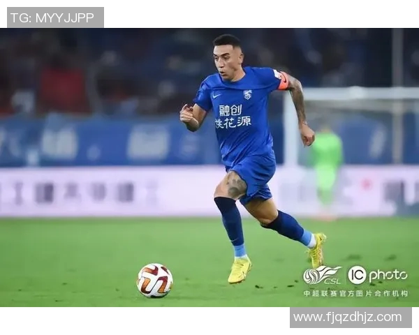 武汉三镇市民力挺卓尔集结，呼吁球迷共同支持球队战胜疫情挑战